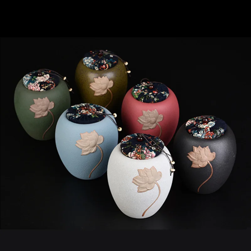 

Traditional Lotus Tea Storage Jars Ceramic Box For Sugar Special Gift Canister 6 colors Tea Jar Decorations Food Pot For Kitchen