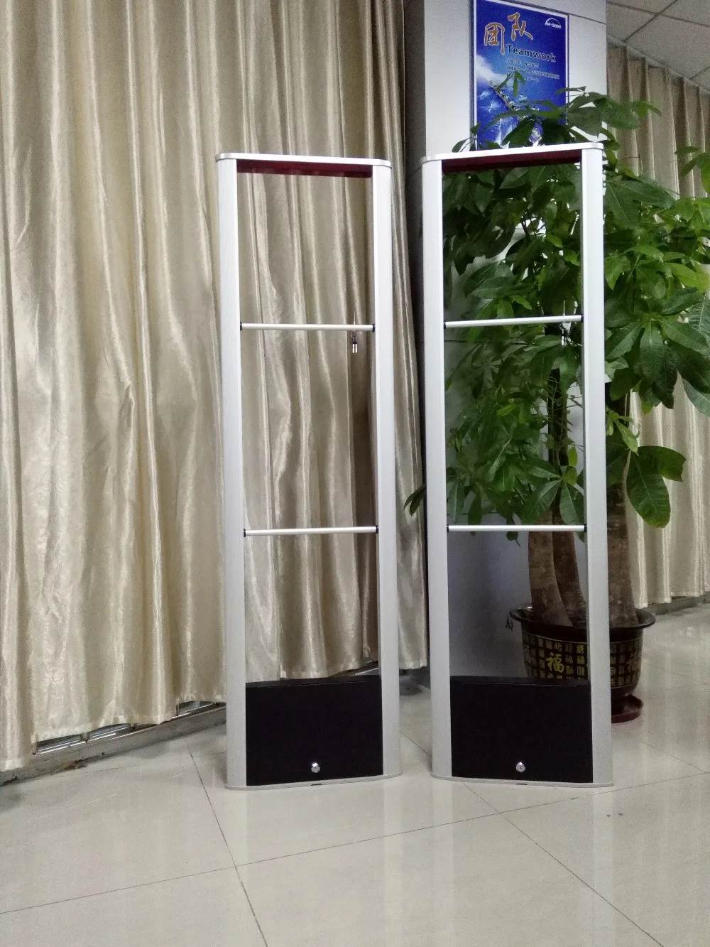 

EAS RF Checkpoint Compatible Dual pcb alarm system HR104-A (PCB 9590) shop antitheft doors EAS security system