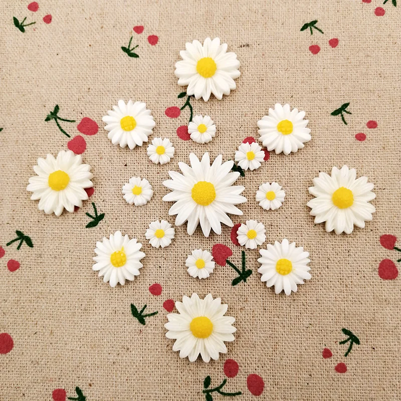 

Classic Resin White Daisy Flower Flat Back Resin Cabochon DIY Craft For Jewelry Hand Making Accessories Phone Case Decoration