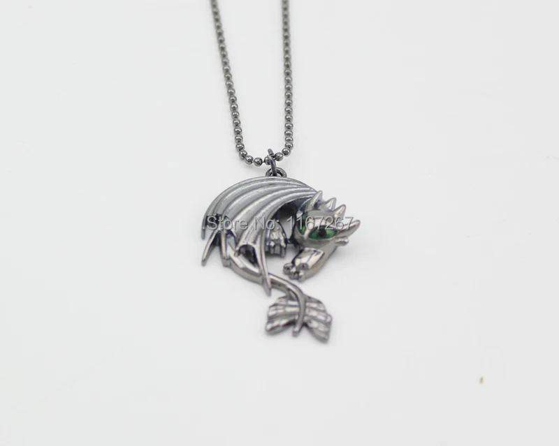 Hot HOW TO TRAIN YOUR DRAGON 2 Toothless Night Fury Pendant Necklace Gift