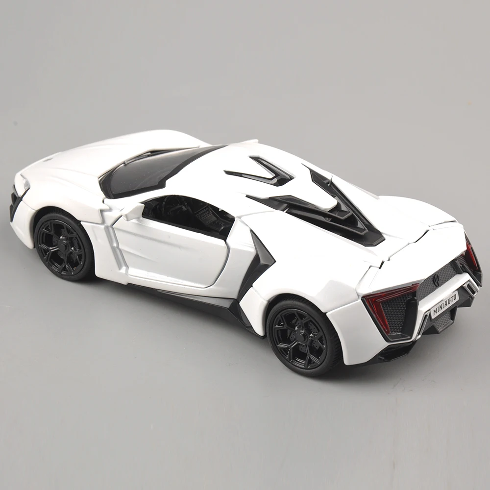 Коллекционная модель автомобиля игрушки 1/32 масштаб сплав Lykan Hypersport Форсаж электронные литые под давлением Машинки Игрушки для мальчиков Дети