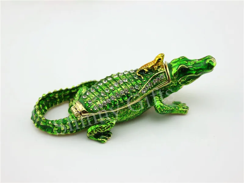 

Factory direct selling Animal crocodilian Trinket Box Metal Craft for Home Decor