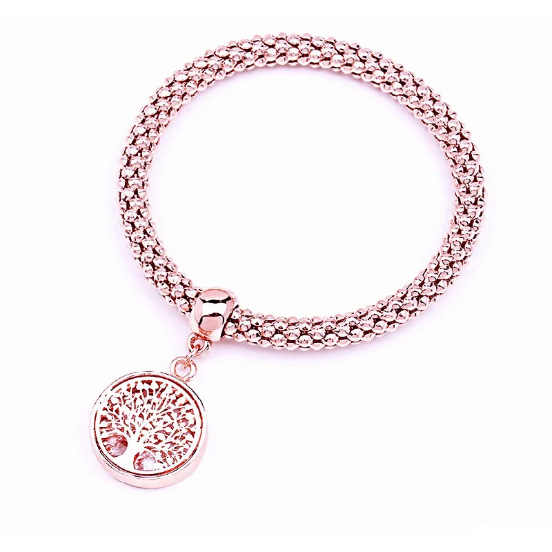 2018 Bracelets For Women Gold And Silver Bracelets Men'S Bracelet On Hand Tricolor Suit Hollowed Out Life Tree Pendant Braceletss Corn