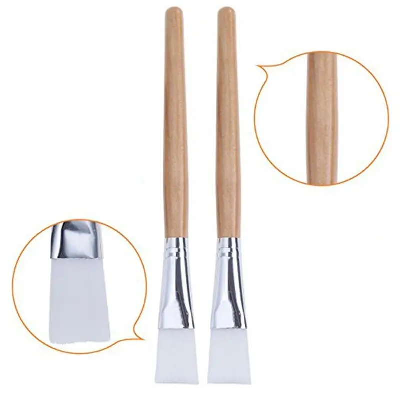 

2pcs Wooden Handle Facial Mask Brush Facemask Applicator Brush Professional to Applying Facial Mask Eye Mask or DIY Needs
