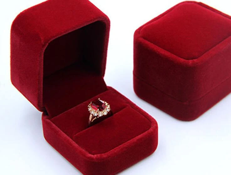 Fashion Velvet Engagement Wedding Earring Ring Display Box Pendant Jewelry Gift