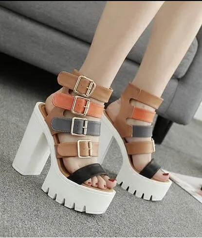 OLOMM النساء الصنادل عالية الكعب 2019 جديد الصيف أزياء مشبك الإناث صنادل طراز جلاديتور أحذية منصة امرأة سوداء كبيرة الحجم 42