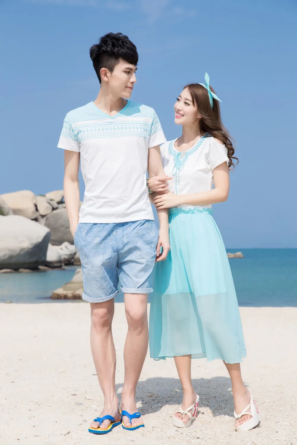 matching beach outfits for couples
