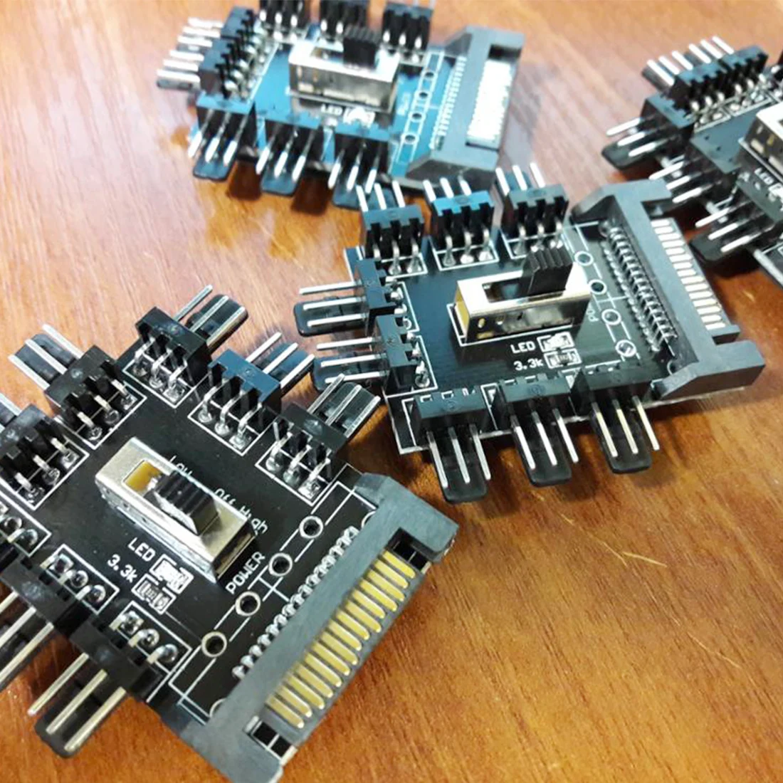 12V 1 to 8 3Pin Fan Hub Pwm Sata Molex Splitter PC Mining Cable Power Suppply Cooler Cooling Speed Controller Adapter