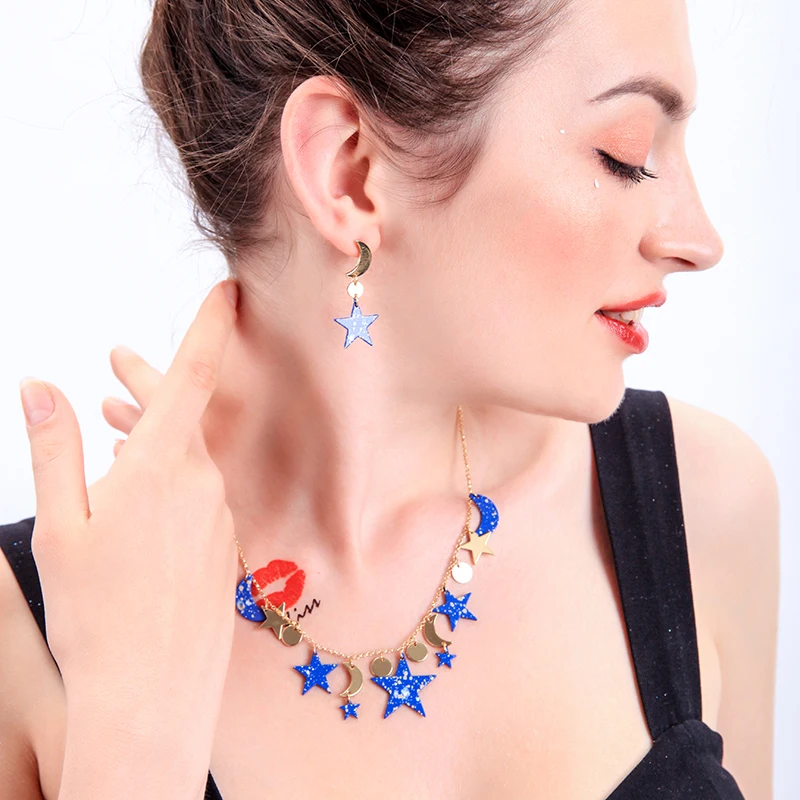 Женские асимметричные серьги подвески Moon & Star короткие летние сережки с синим