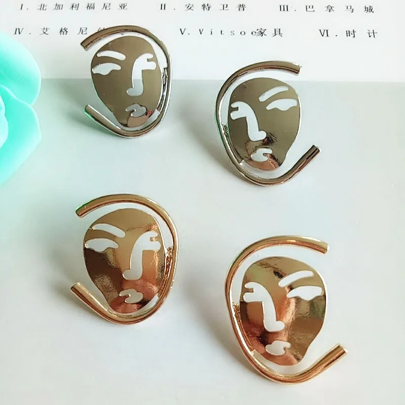 Timlee E127 Free shipping New Retro Exaggeration Face Earrings Head portrait Mask Metal Drop Earring,Wholesale