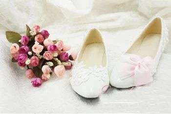 

2018 Free Shipping Almond Toe White Flower Bridesmaid Shoes Wedding Bridal Dress Shoe Fashion lady Dress Shoe Girl Dress Shoes