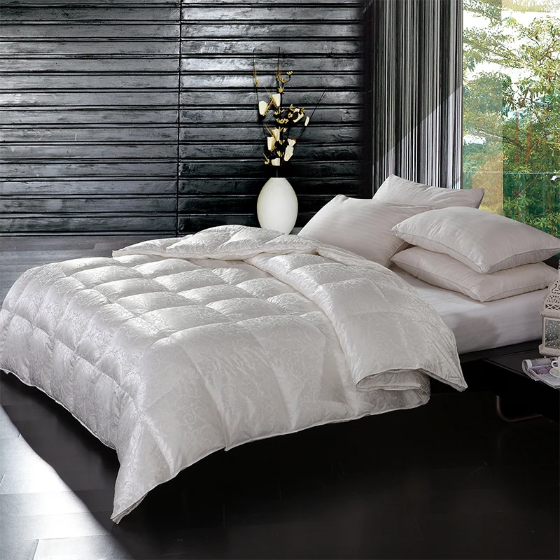 BEYOND 100 Washed White Goose Down Duvets Delicate Jacquard Process
