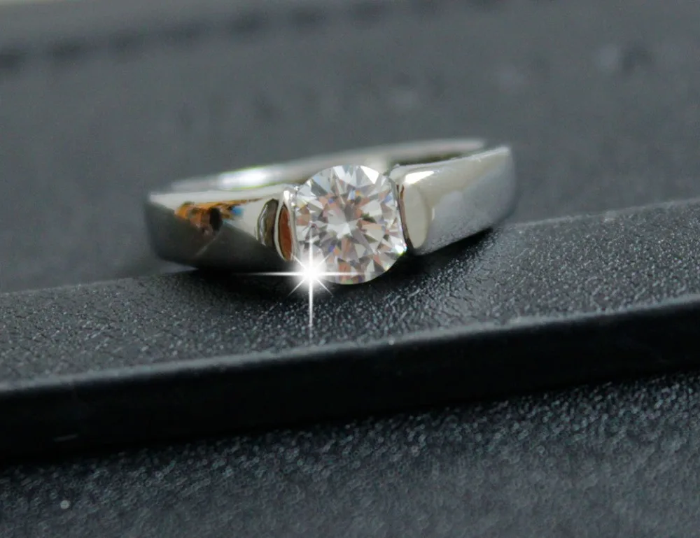 Hot sale 925 Sterling Silver 0.3ct Cubic Zirconia Solitaire Simple Engagement Ring For Girl Fashion Jewelry For Women Ring