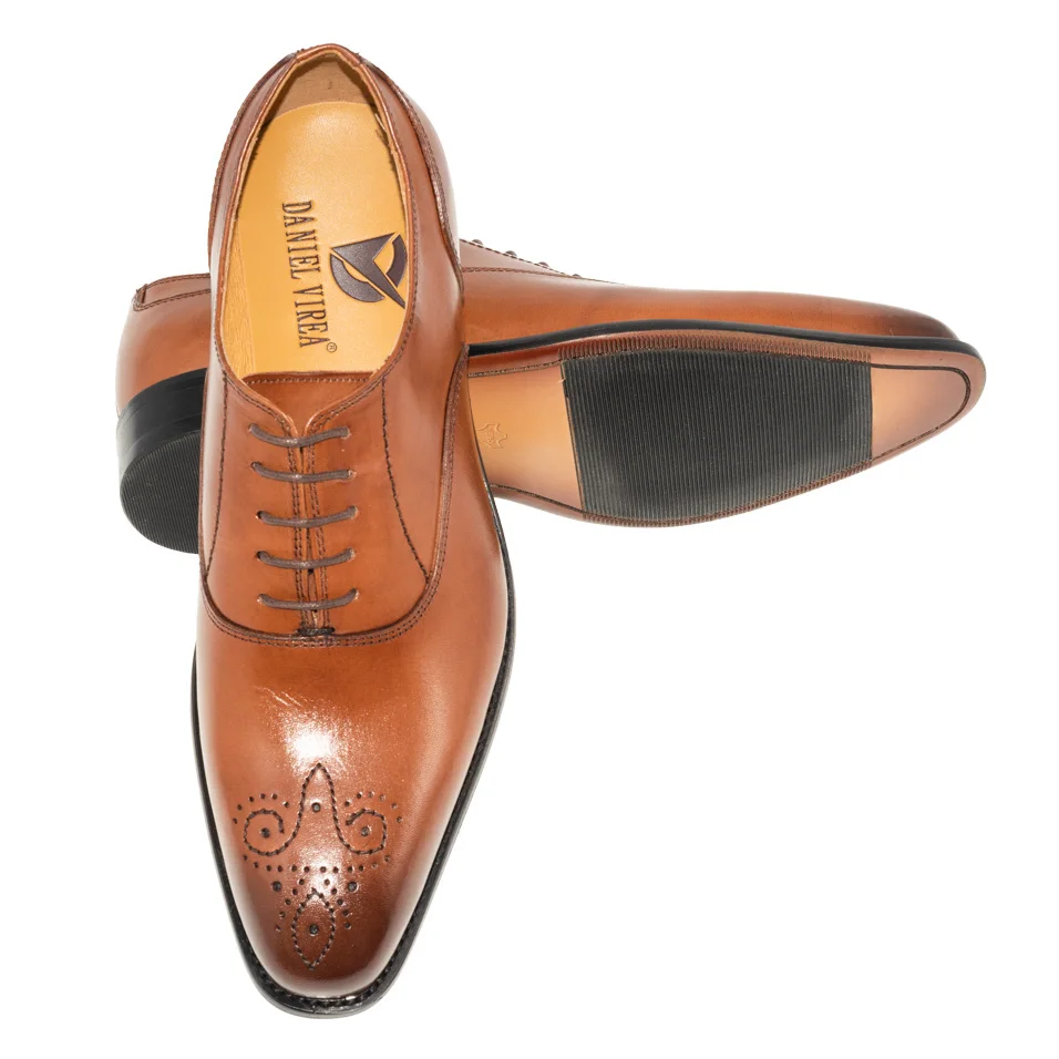 Мужская модельная Свадебная обувь с перфорацией типа «броги»; классический коричневый цвет; Роскошная брендовая офисная обувь; однотонные оксфорды с острым носком; Мужская обувь из натуральной кожи