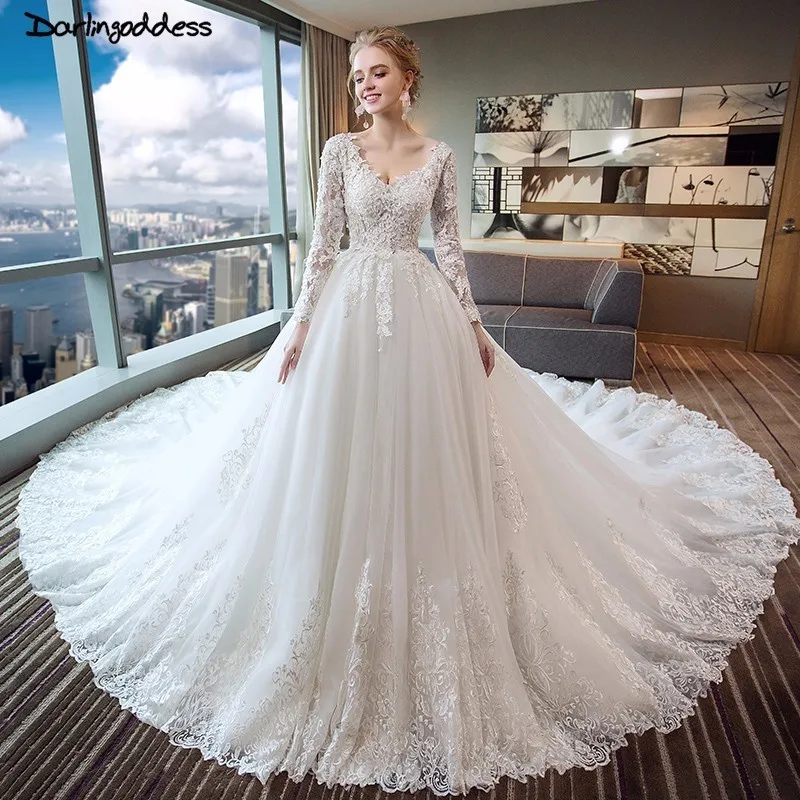 

Luxury Lace Appliques Arabic Wedding Dresses Dubai Open Back Vintage Long Sleeve Muslim Wedding Dress Plus Size Vestido de Noiva