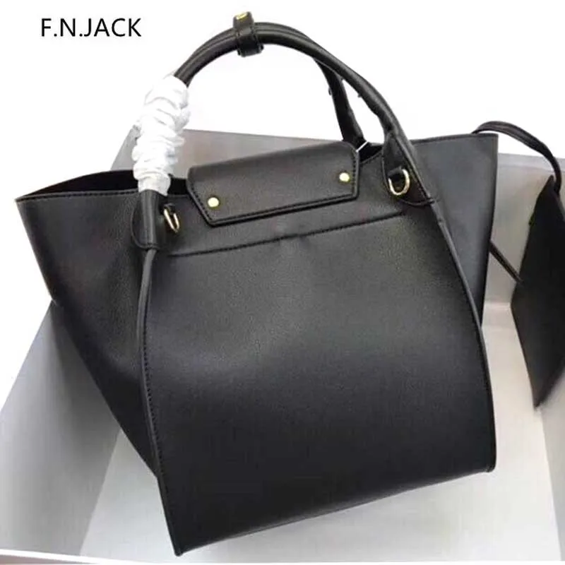 

Cheap real leather women's large designer handbags on sale fashion ladies bags discount bucket bag purse online 2019