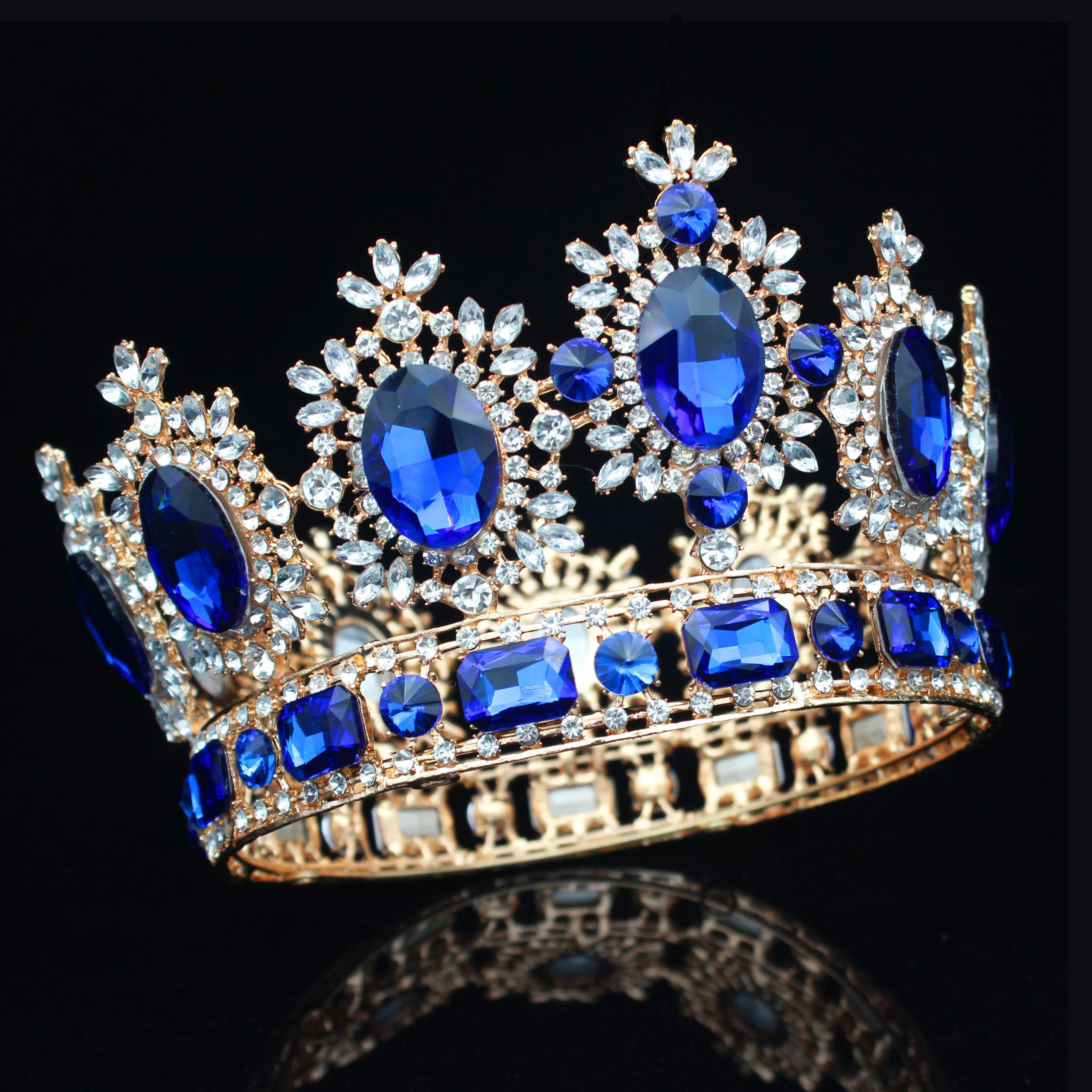 корона в стиле барокко. диадема корона. корона голубая. голубая корона. тиара королевы эстетика.