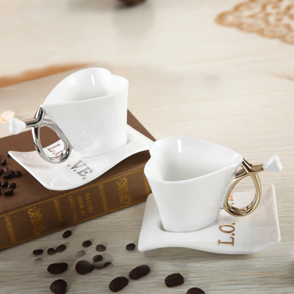1 шт., креативные чашки различной формы с милым сердцем, кружка для молока, керамическая чашка для кофе, чая, для праздника, посуда для напитков, подарок