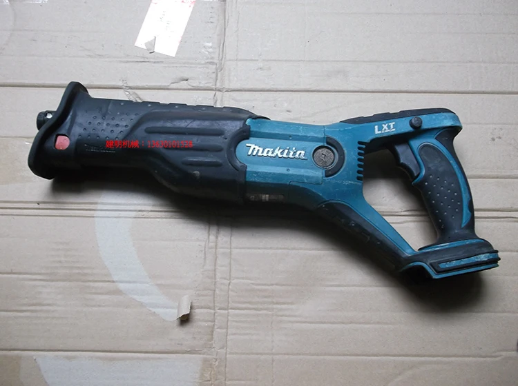 MAKITA reciprocating saw BJR181RFE MAKITA 18V reciprocating saw blade