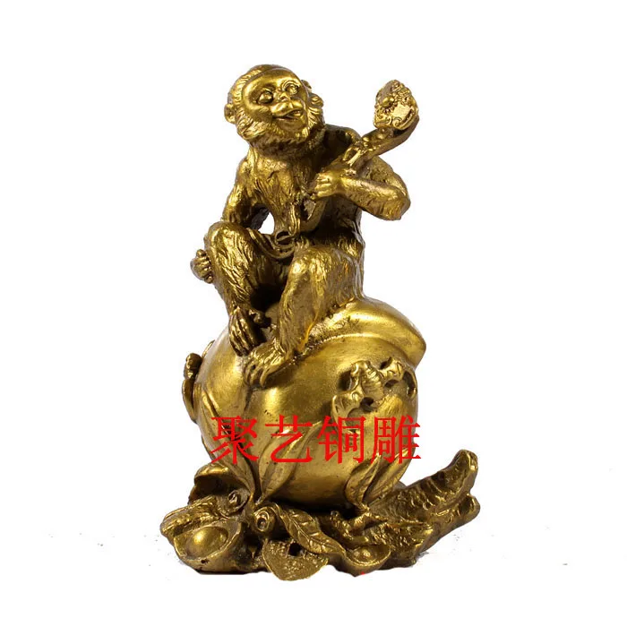 

W88AA Bronze statue decoration copper monkey macrobian lucky ruyi