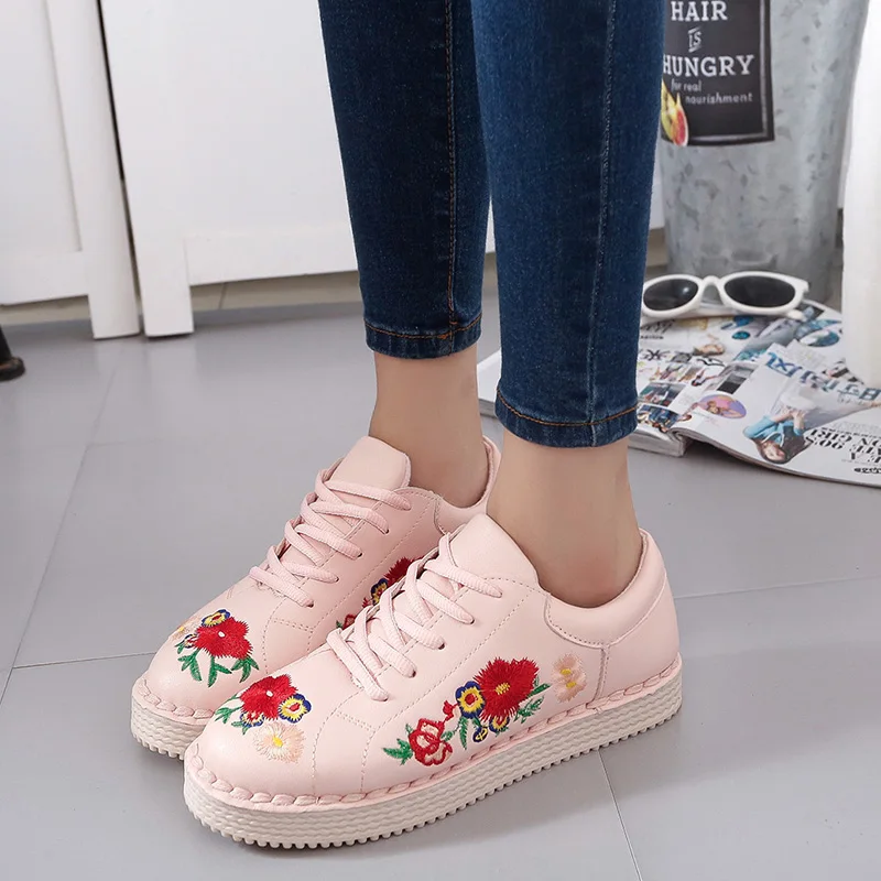 

2017 spring autumn new women casual shoes embroider plus size 40 pink ethnic pu hot embroidered flat women's white shoes woman