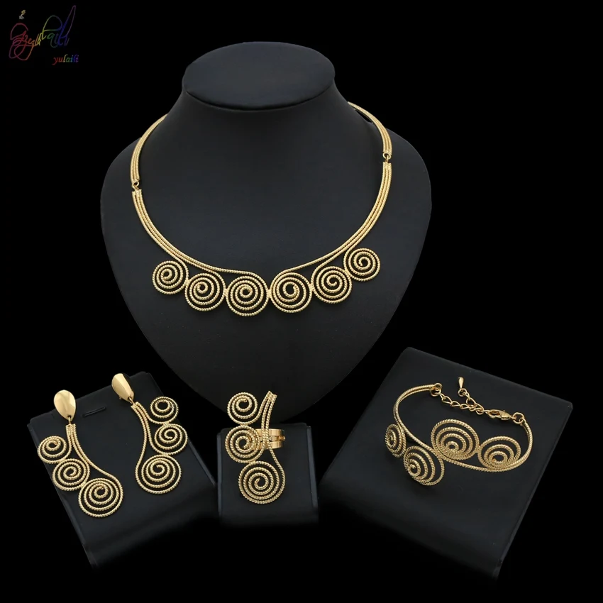 

Yulaili Bride Wedding Jewelry Europe and the America Act the Role of the Ornament Set Ladies Banquet Jewelry four Sets