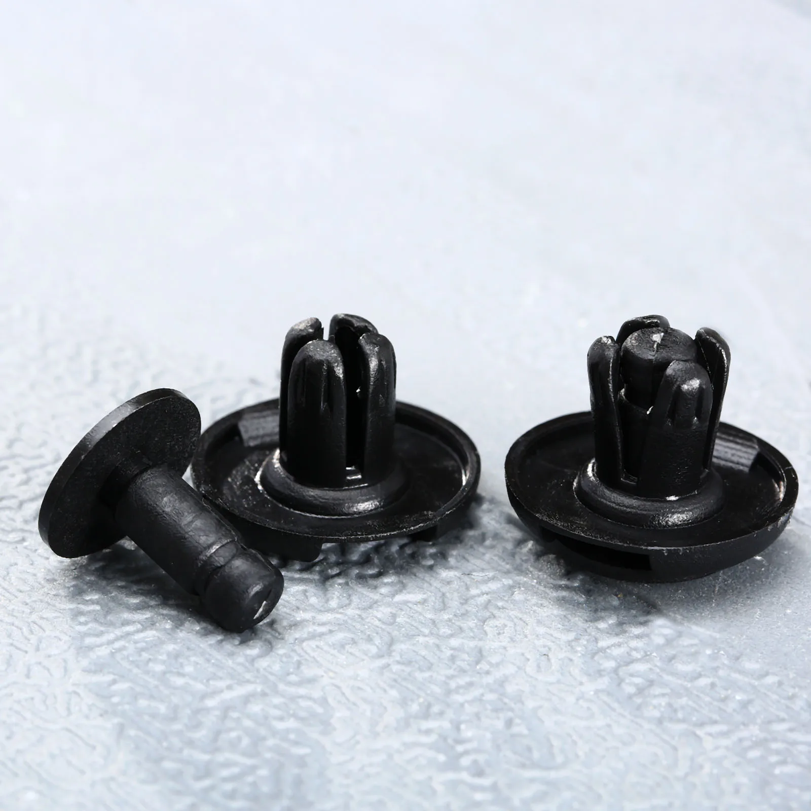

50Pcs Auto Fasteners Clip Fit 8mm Hole Front Fender Bumper Retainer Clip Push Engine Cover Pad Door Trim Panel Clip For Honda