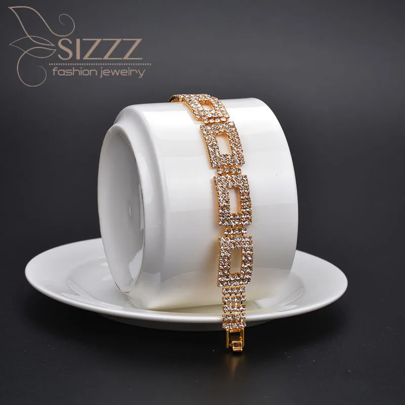 

SIZZZ 2019 Europe and the United States new jewelry square full of rhinestone exaggerated gold bride Bracelet&Bangles for women