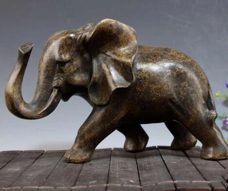 

Chinese Old Pure Copper Carving Animal Elephant Wild Elephant Statue Collection