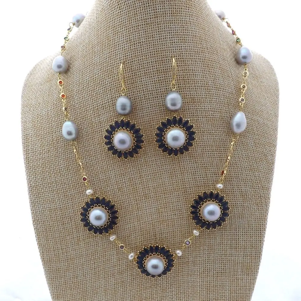 

M011907 19'' Gray Pearl Chain CZ Pave Flower Necklace Earrings Set