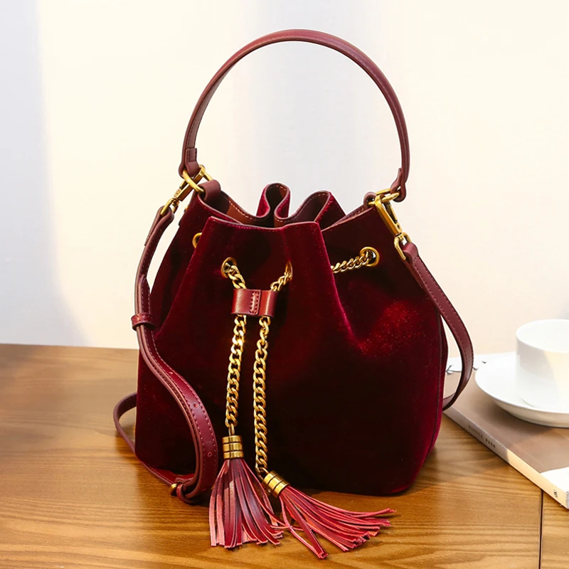 

WOONAM Fall Winter Fashion Women Bag Quality Velvet with Genuine Calf Leather Small Bucket Drawstring Shoulder Handbag WB718