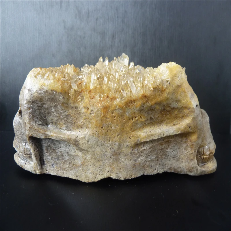 

NATURAL QUARTZ CRYSTAL skull T761