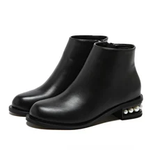 Женские дизайнерские Элегантные ботильоны; обувь на низком каблуке 4 см; модель года; Роскошные зимние теплые короткие ботинки на молнии с кристаллами и жемчугом