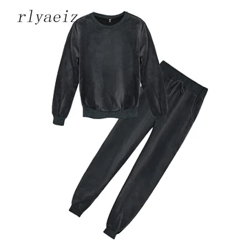 

RLYAEIZ Hot New Tracksuit Womens 2 Piece Set 2017 Autumn Fashion Gold Velvet Thicken Hoodies + Pants Female Casual Sporting Wear