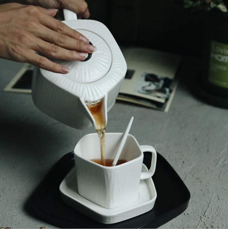 Креативный набор кофейных чашек с блюдцем, чашки для послеобеденного чая, чайные горшки, керамический простой набор чайников, бутылка для холодной воды для чайной посуды