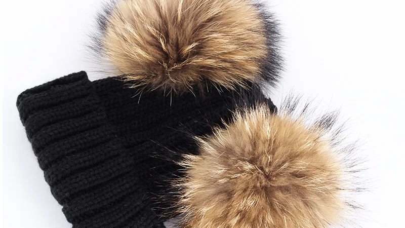 New Two Raccoon Fur pom poms Knit Beanie Hat Solid Color High Quality Winter Hat Boy Girl Thicken Hedging Cap Warm Baby Kids