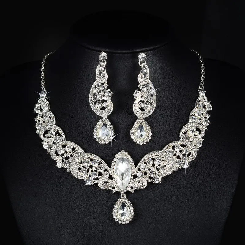 necklace earring