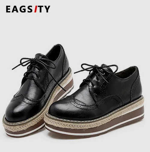 Marque Brogues M/étalliques Femme find