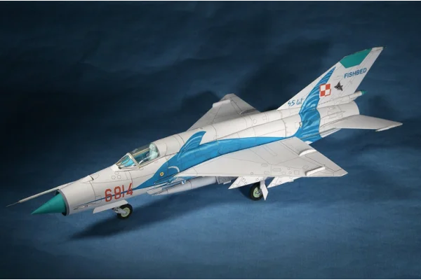 MIG MiG-21MF-3PLM Fighter 3D бумажная модель DIY бумажная игрушка ручной работы