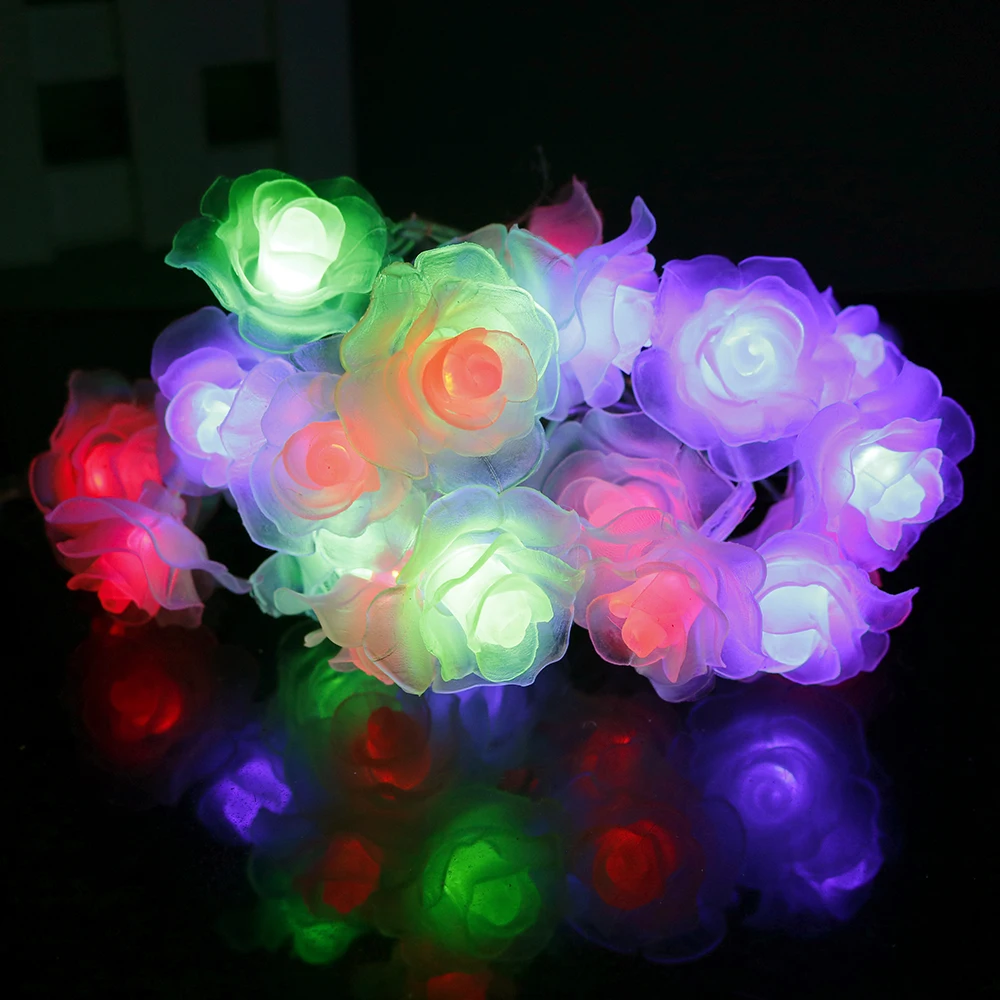 стая медуз. много светящихся. неоновые бабочки. воздушный мерцающий декор. лой кратонг 2022.