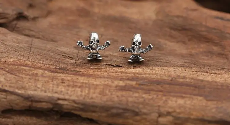 silver-earrings0100c