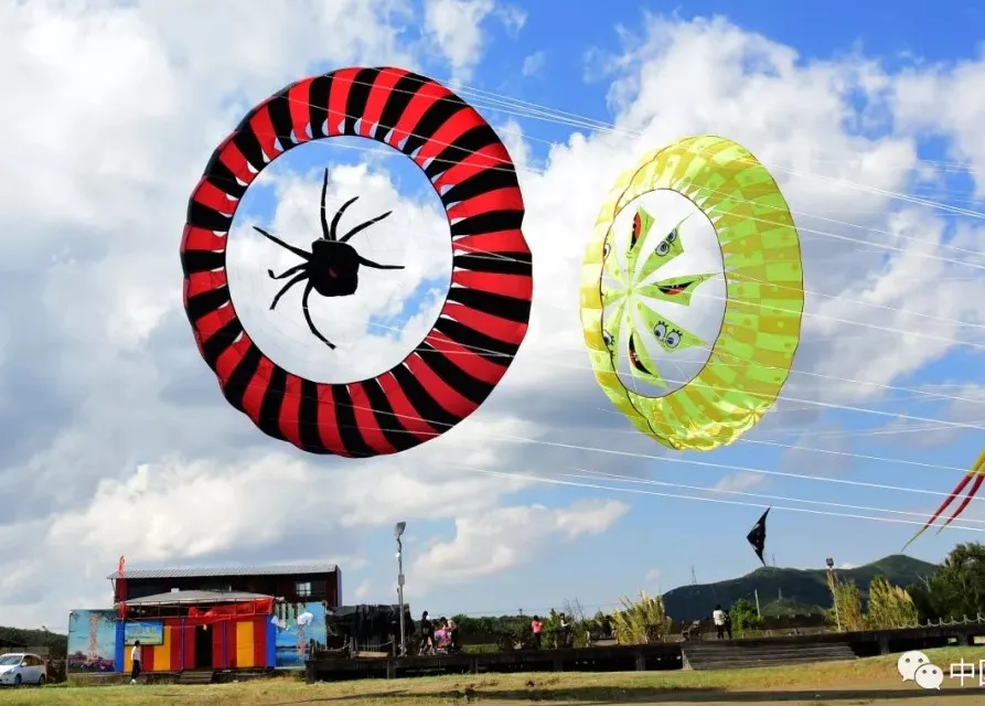 

soft 3d wind indicator garden games sombrilla playa flying spinner toy rainbow nylon ripstop flying dragon kite large kite adult