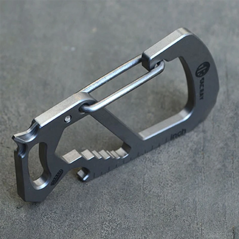  Multifunctional Quick-hanging Titanium Alloy Key Chain Outdoor Products Safety Hang Buckle EDC Pock