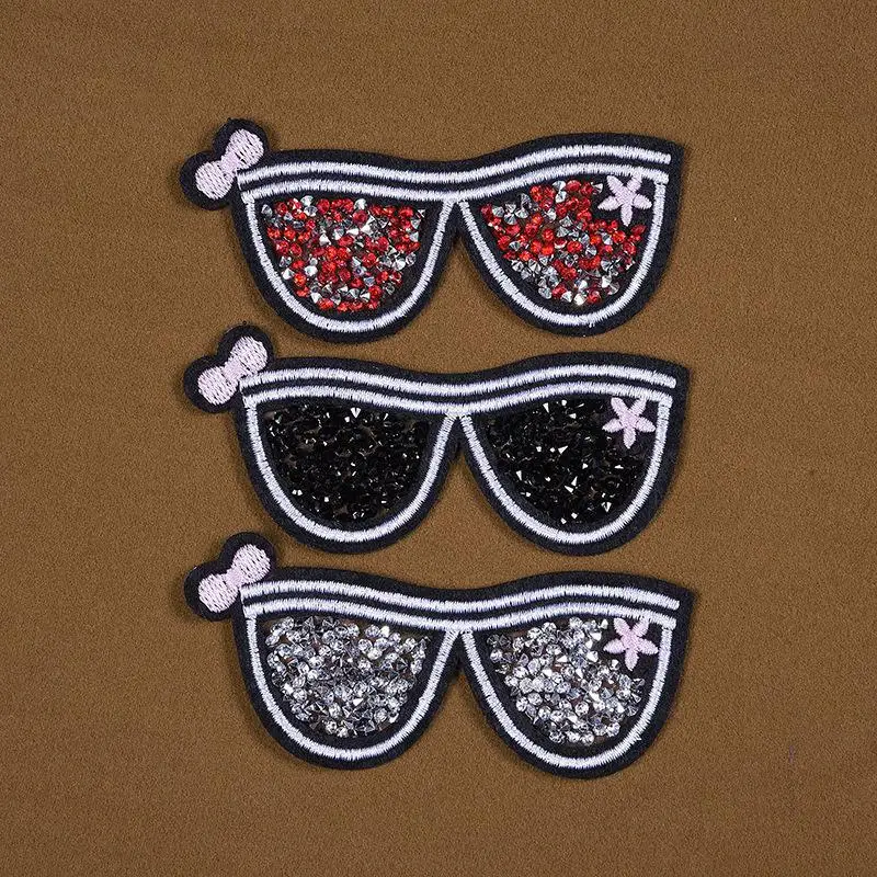 10pcs Diamond Cute Glasses Cloth Stickers Diy Sew on Embroidered Patches For Shoes /bag /hat