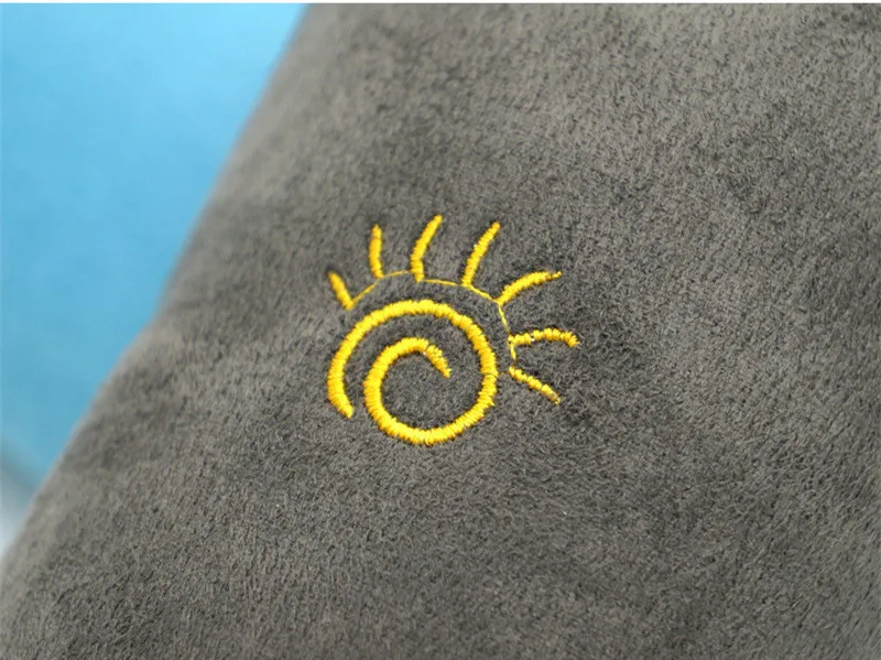 8404400423_106246279