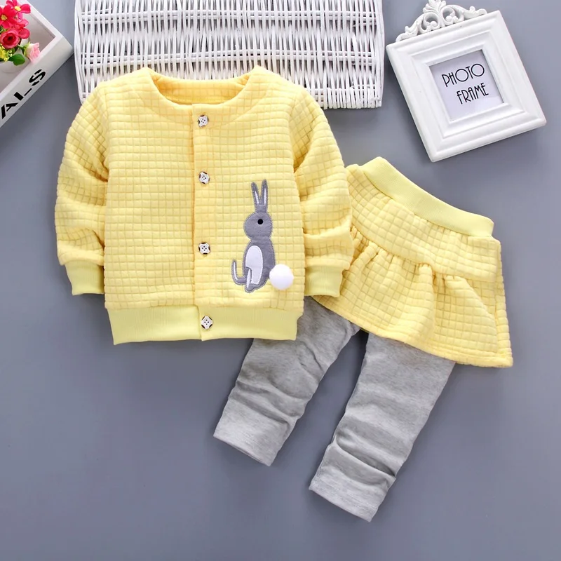 Одежда для маленьких девочек; Мода года; сезон весна-осень; кардиган с длинными рукавами и рисунком кролика; пальто; леггинсы; брюки; Детский костюм для бега; Bebes - Цвет: Цвет: желтый