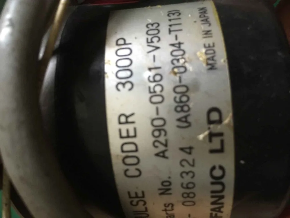Б/у 100% проверенный кодировщик FANUC A290-0561-V503 * реальный запас пожалуйста свяжитесь с