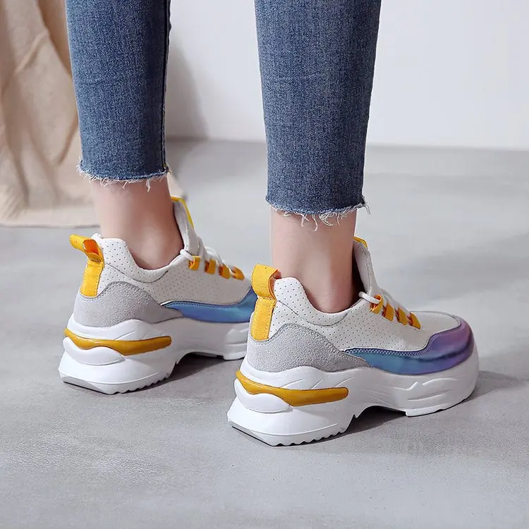 10380860143_151089678