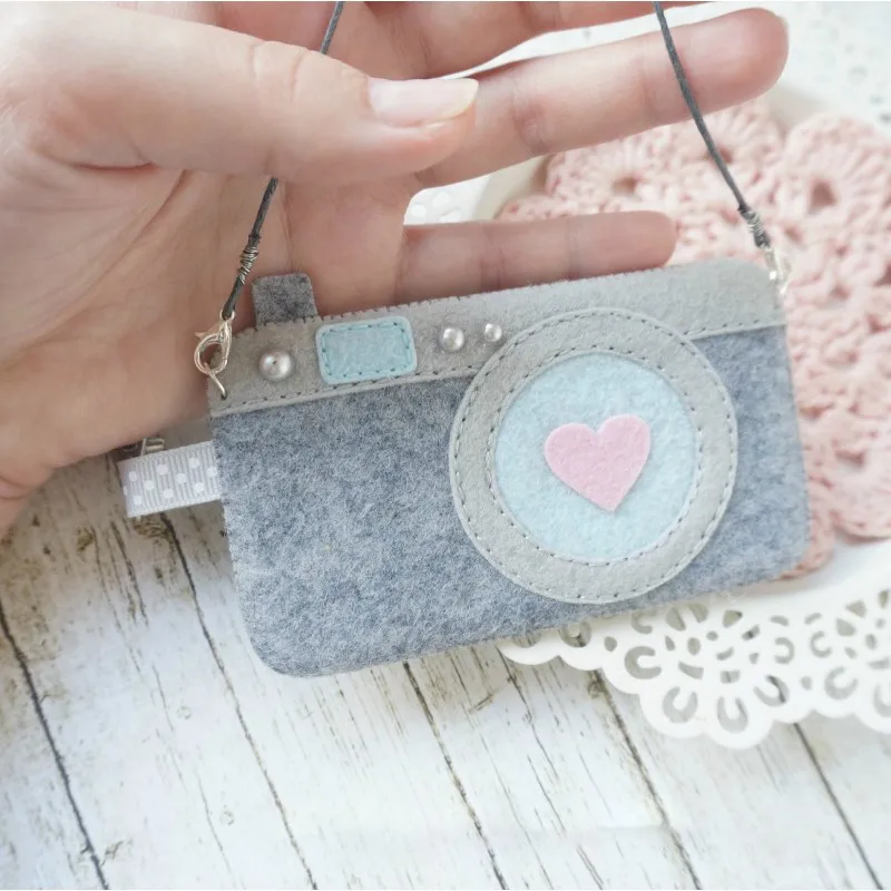 

DiyArts Camera Frame Metal Cutting Dies New 2019 for Craft Dies Scrapbooking Album Embossing Die Cut Card Making Dies Decoration