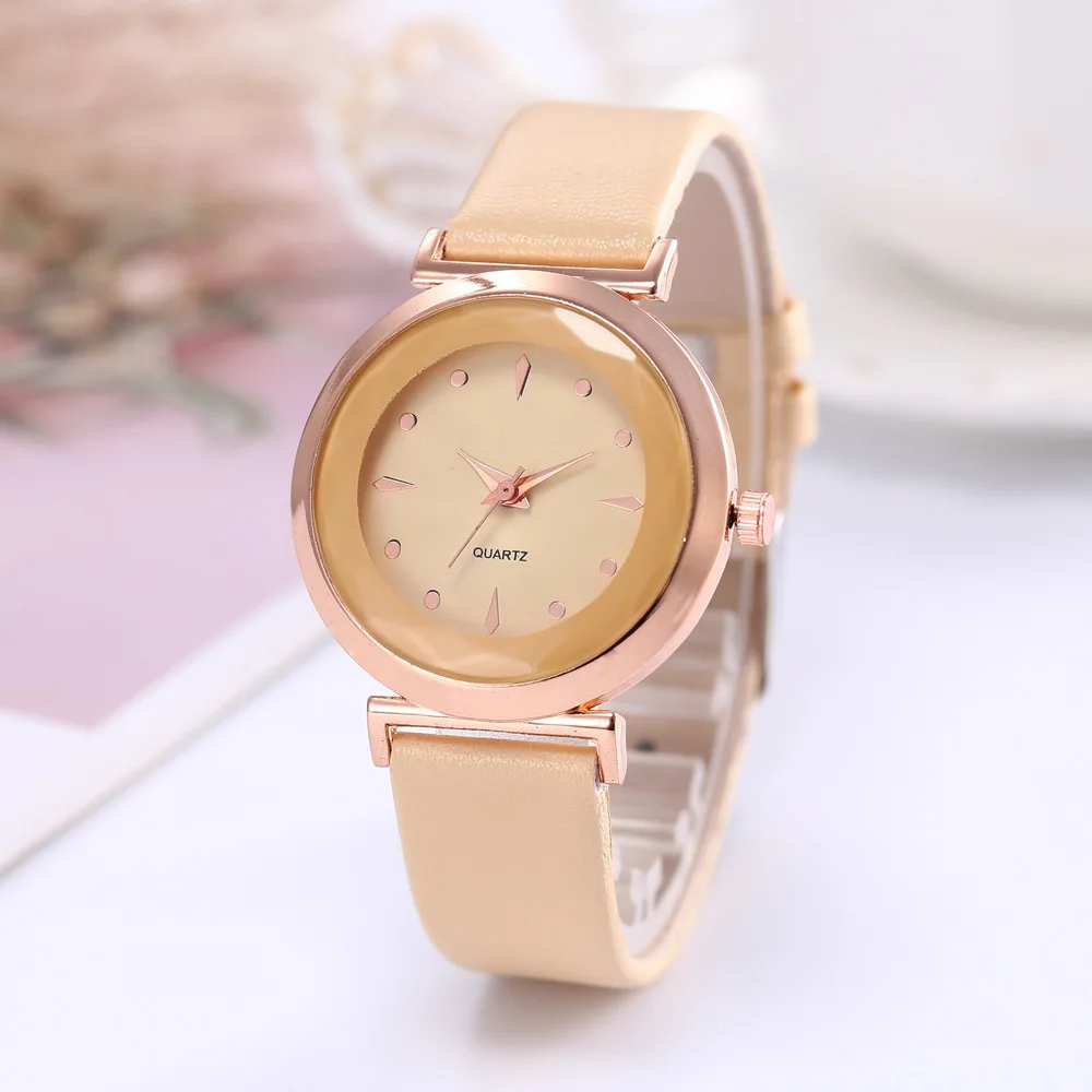 

New Diamond Women Watch PU Leather Band Casual Clock Round Dial Ladies Wristwatch Fashion WomenSports Watch Relogio Feminino